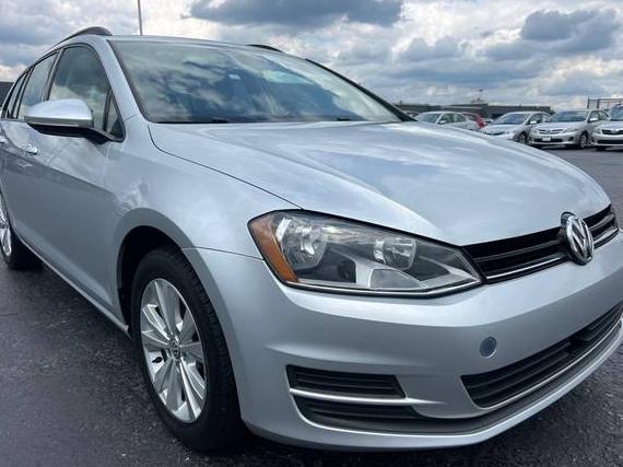 VOLKSWAGEN GOLF SPORTWAGEN 2017 3VW017AU6HM501889 image VOLKSWAGEN GOLF SPORTWAGEN 2017 3VW017AU6HM501889 image